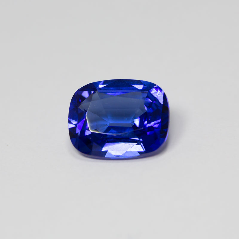 12.58Ct Blue-Violet Tanzanite | Cushion Shape closeup 2