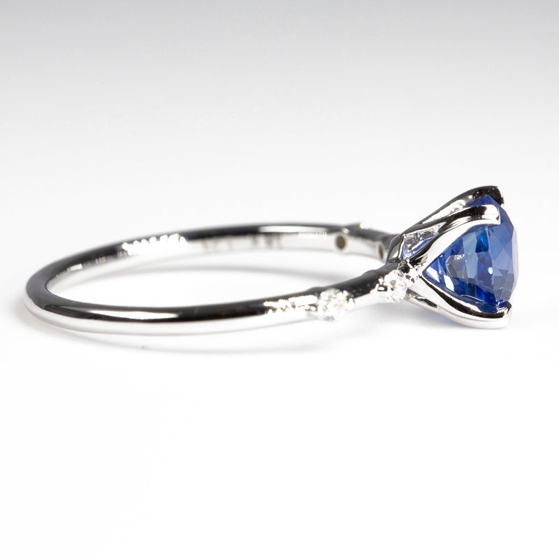 cornflower Blue Sapphire & Diamonds Ring - side view