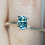 0.68Ct Neon Blue Paraiba Tourmaline | Oval Shape closeup