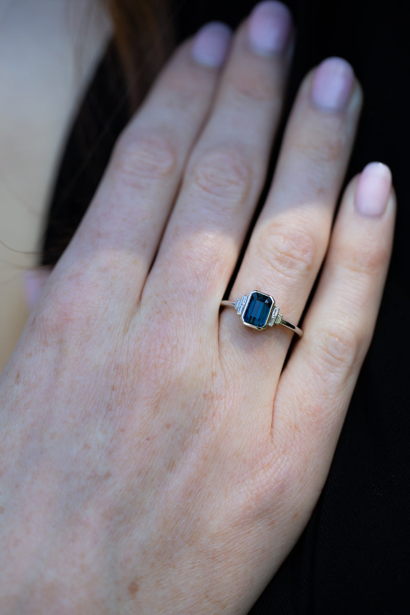 Beautiful Art Deco - Blue Teal Sapphire & Baguette Diamonds on ring finger