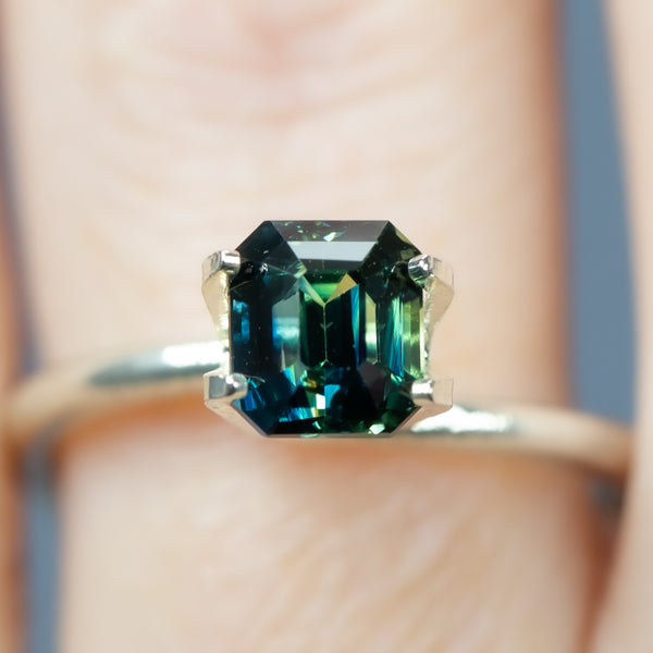 1.61Ct Bi-Colour Blue-Green Madagascan Sapphire | Emerald Shape closeup