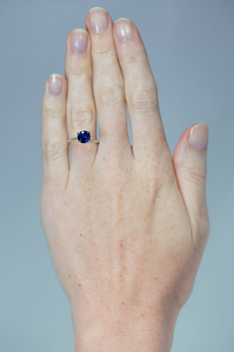 1.83Ct Royal Blue - Violet Bi-Colour Ceylon Sapphire | Round Shape on hand