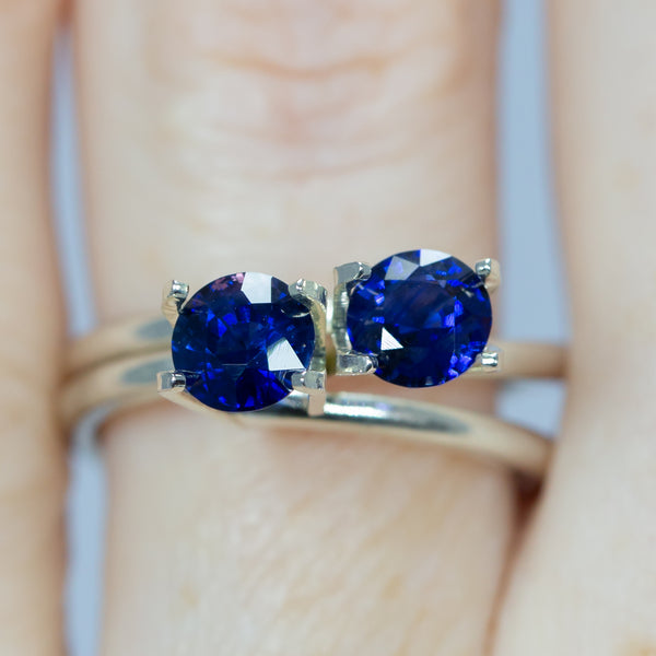 1.55Ct Blue-Violet Pair Ceylon Sapphire | Round Shape closeup