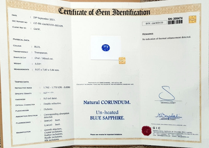 3.53Ct Cornflower Blue Sapphire | Oval Shape lab certificate