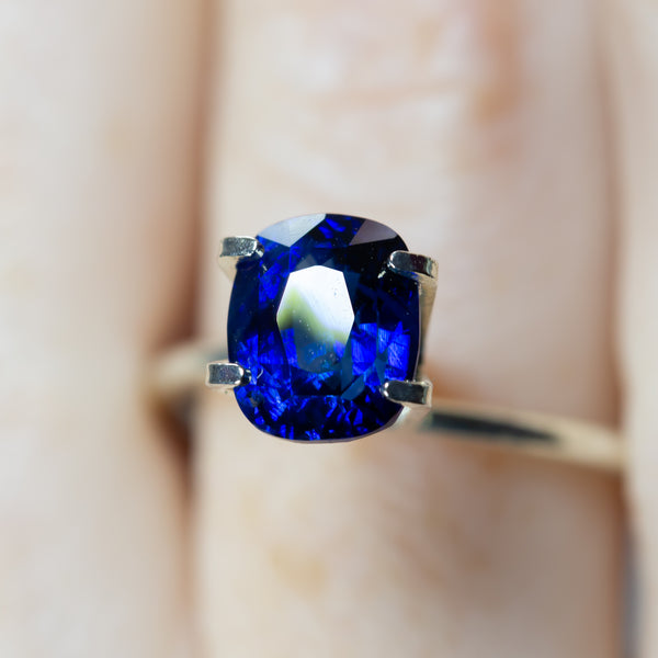 3Ct Royal Blue Ceylon Sapphire | Cushion Shape closeup