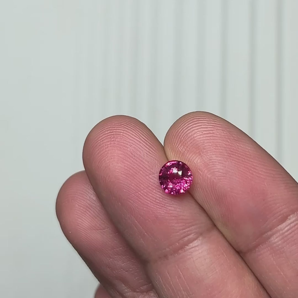 1.06Ct Vivid Hot Pink Mozambique Sapphire | Round Shape video