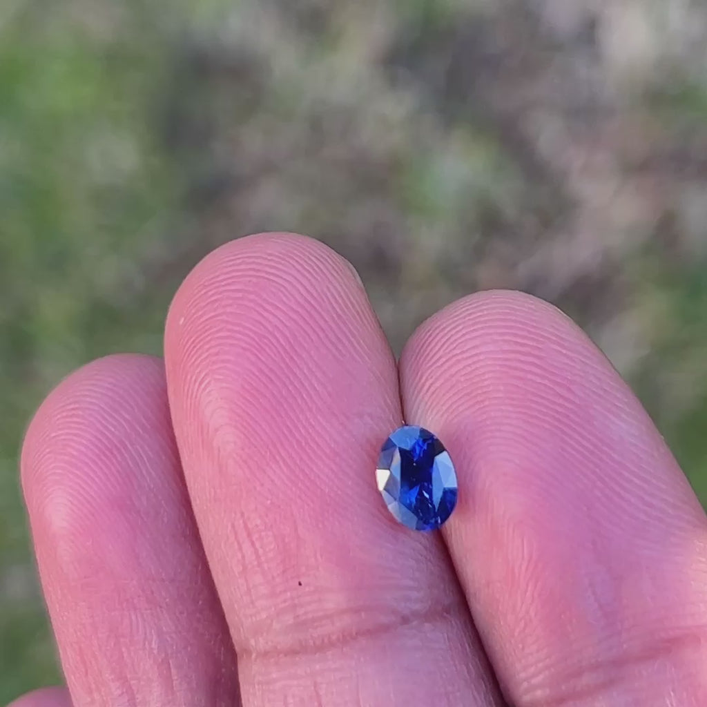 0.98Ct Royal Blue Ceylon Sapphire | Oval Shape video