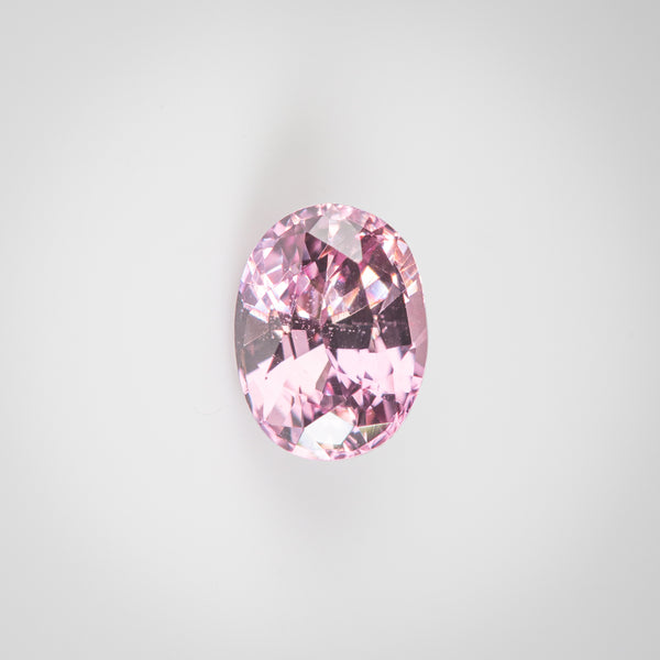 1.07Ct Orangish Pink Madagascan Sapphire | Oval Shape front view
