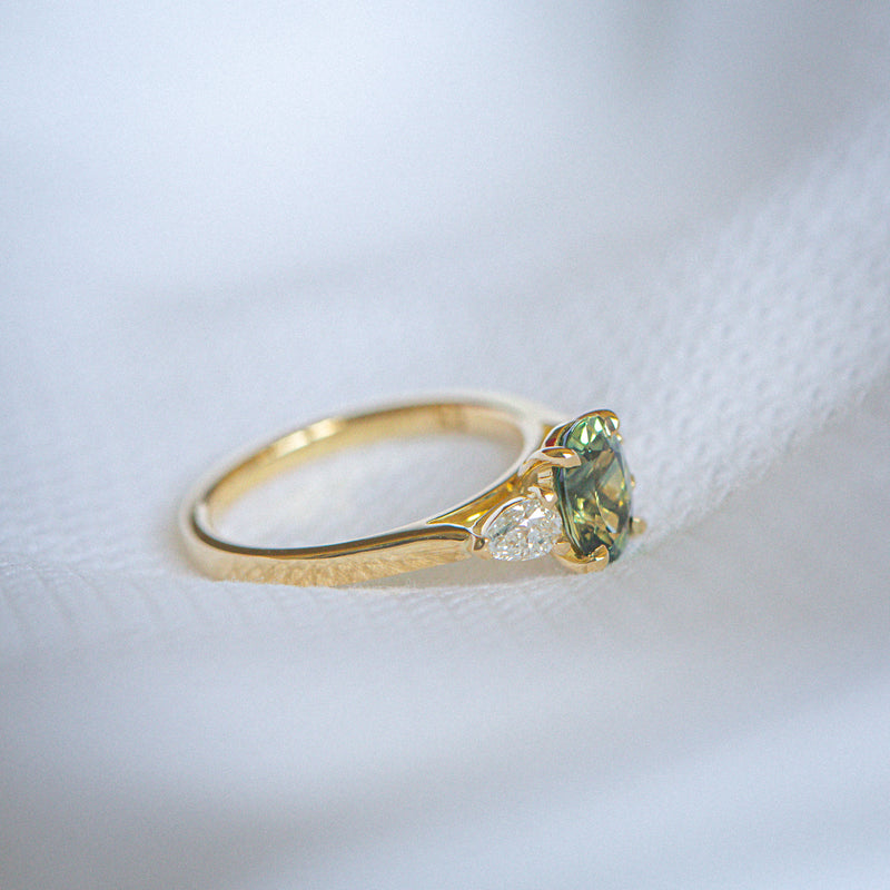 Daintree | "Fern Forest" | Parti Australian Sapphire & Natural Diamonds Trilogy Ring side view 2