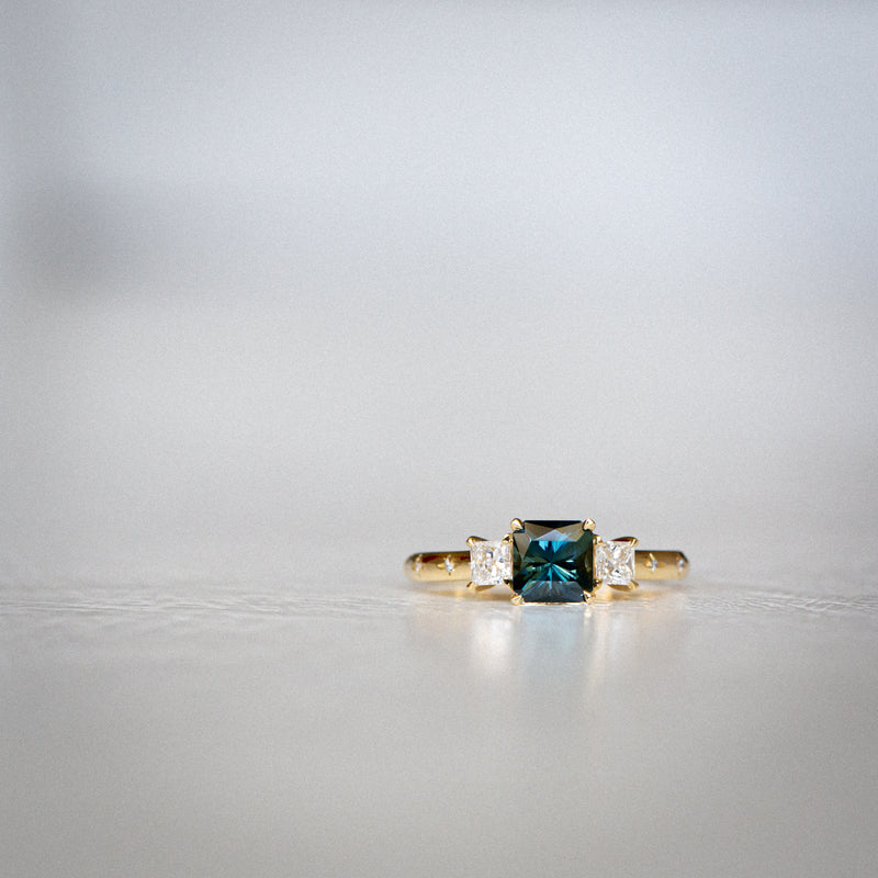 Daintree | Constellation - Teal Blue Madagascan Sapphire & Diamonds - Distance view