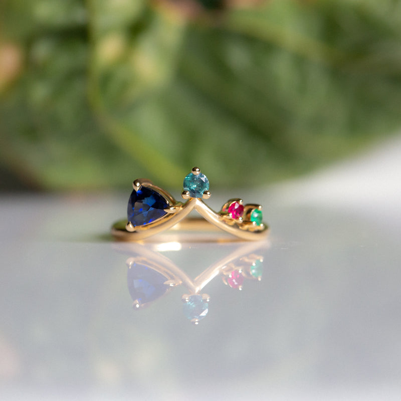 Indian Ocean | Crown Band - Vivid Royal Blue Sapphire daylight