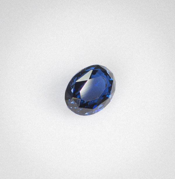 1.07Ct Deep Blue Ceylon Sapphire | Oval Shape side view