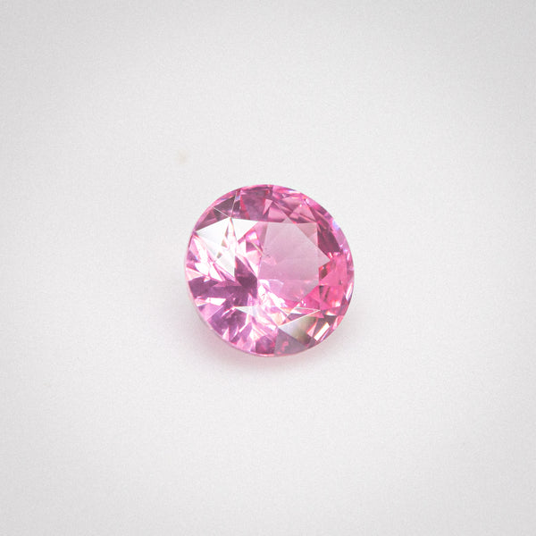 0.6Ct Orangish Pink Padparadscha Ceylon Sapphire | Round Shape