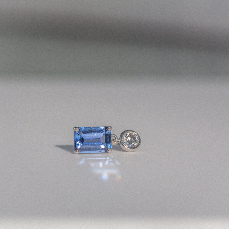 Indian Ocean | Blue Symphony - Natural Ceylon Blue Sapphire and Diamond Pendant closeup