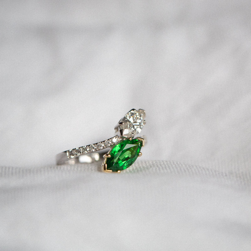Daintree | Flutter | Toi et Moi - Natural GIA Diamond & Vivid Emerald Green Tsavorite Ring closeup