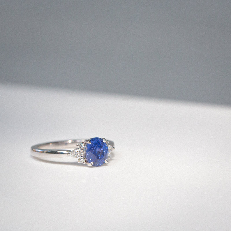 Indian Ocean | Cornflower Blue Cluster - Sapphire & Diamond Cluster Ring side view