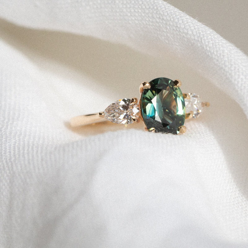 Daintree | The Forest, the Sun, and the Ocean - Parti Teal Green Sapphire & Diamonds Ring side view