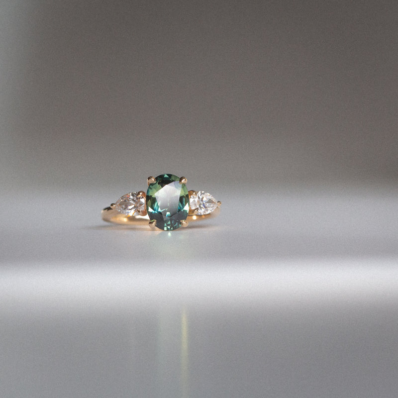 Daintree | The Forest, the Sun, and the Ocean - Parti Teal Green Sapphire & Diamonds Ring front view 2