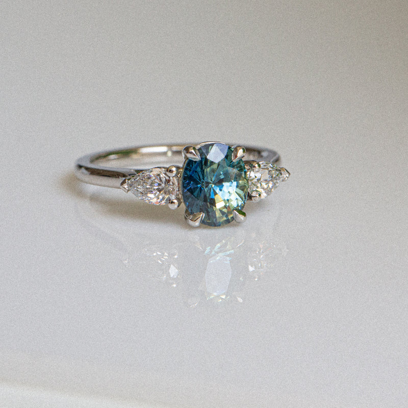 Daintree | Jungle Teal | Teal Blue Sapphire & Diamonds side ways