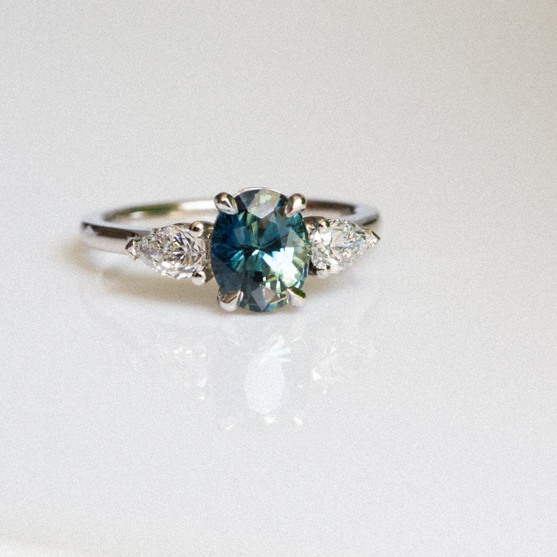 Daintree | Jungle Teal | Teal Blue Sapphire & Diamonds Front view