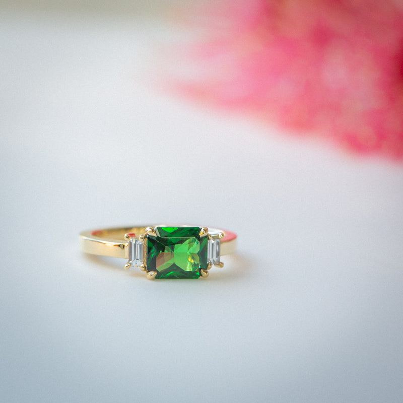Daintree | Lush Kijani Green Tsavorite & Diamonds Art Deco Ring closeup shade