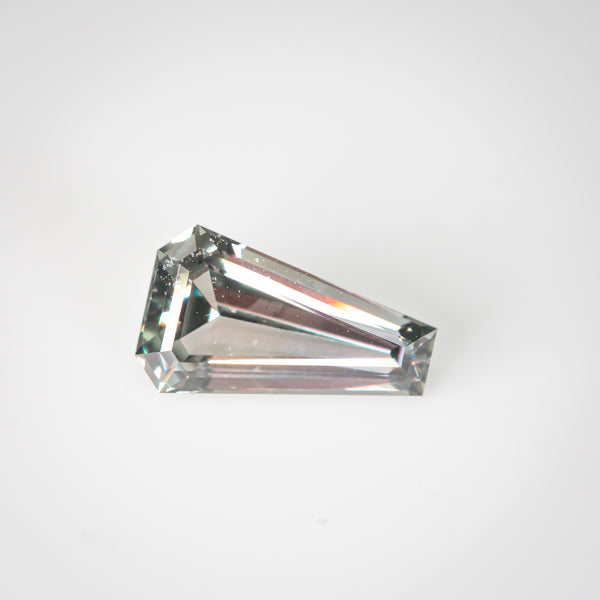 1.94Ct Green to Purplish Green Sapphire | 'Green Chameleon' | Fancy Shape front view warm light