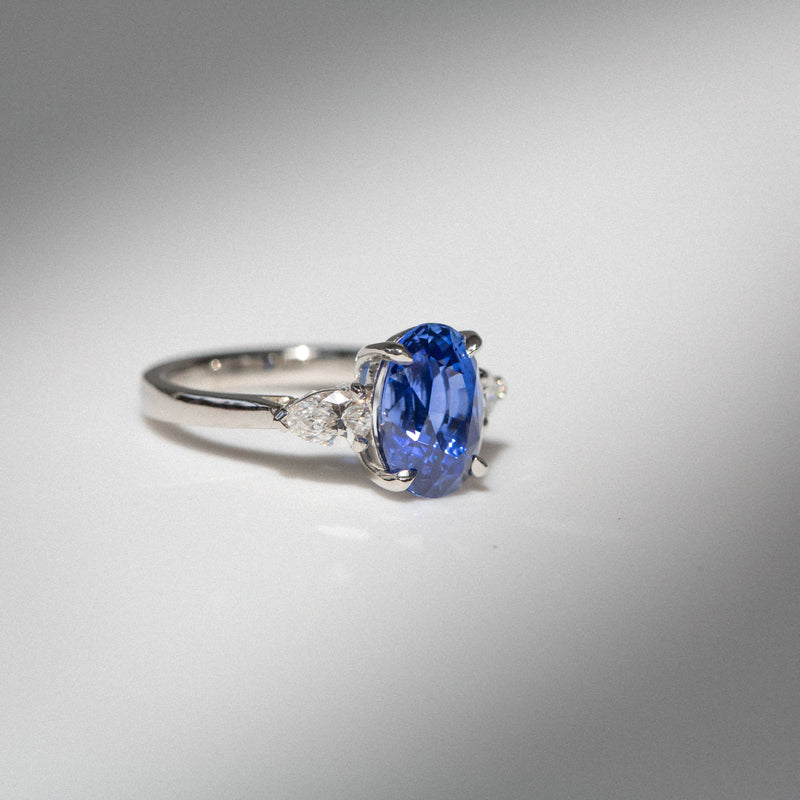 Indian Ocean | Soft Velvet - Velvet Blue Ceylon Sapphire Ring side view