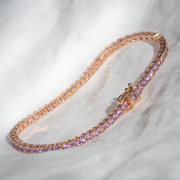 Indian Ocean | "Valensole" | 6Ctw+ Natural Lilac Sapphires Tennis Bracelet angled side view