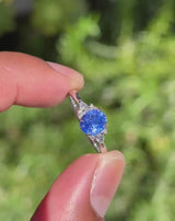 Indian Ocean | Cornflower Blue Cluster - Sapphire & Diamond Cluster Ring sunlight video 2