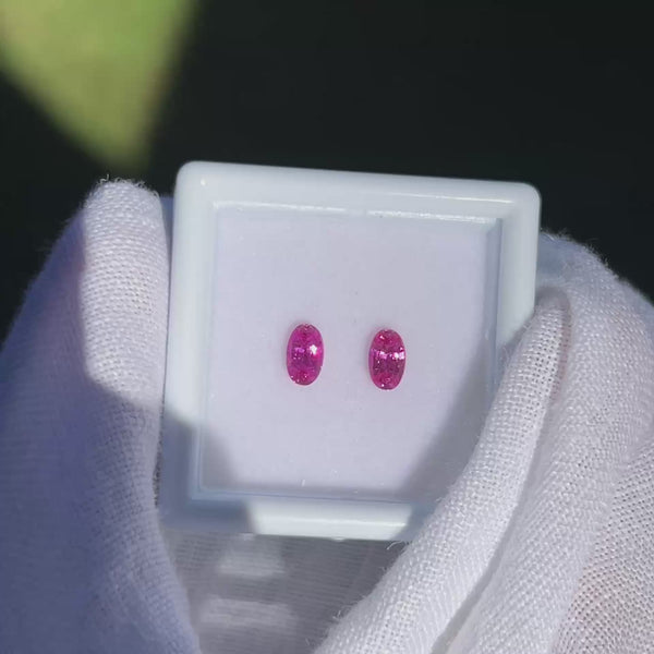 0.62Ctw 5.1x3.1mm Pair of Vivid Hot Pink Ceylon Sapphires | Oval Shape