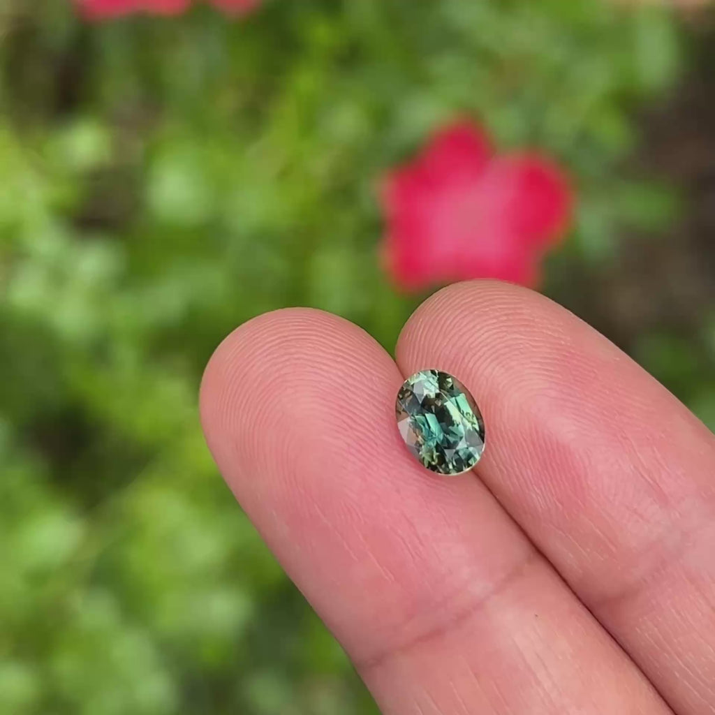1.52Ct Green-Yellow- Blue Australian Parti Sapphire | Oval Shape video