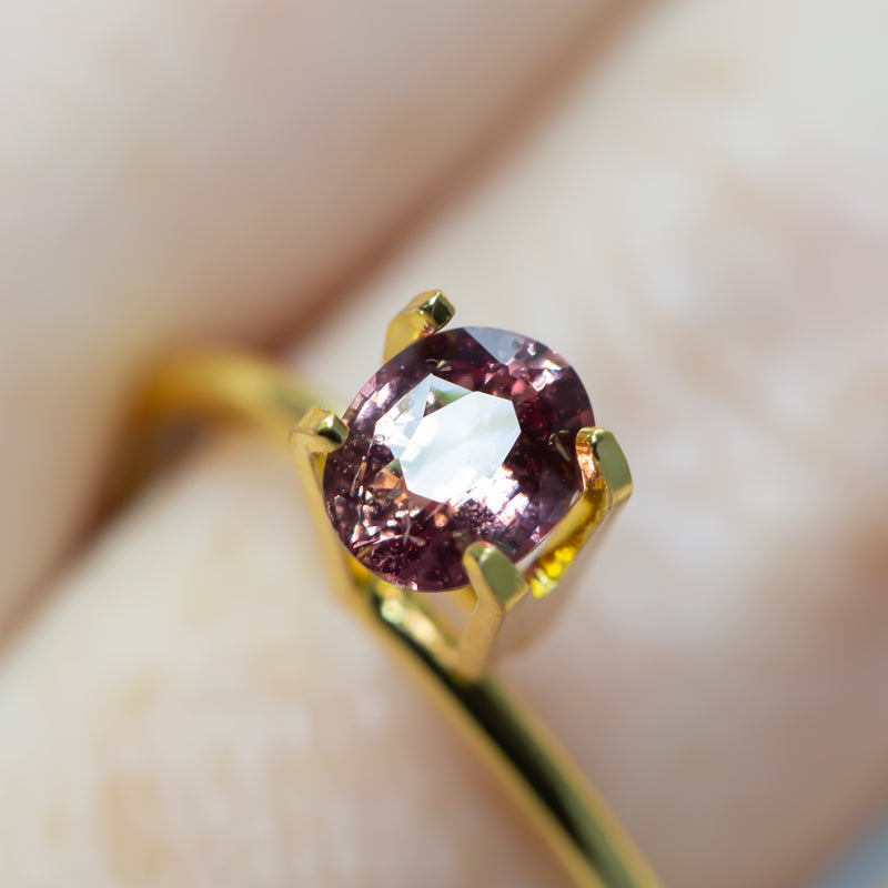 0.8Ct Sunset Orange Pink Ceylon Sapphire | Oval Shape angle closeup