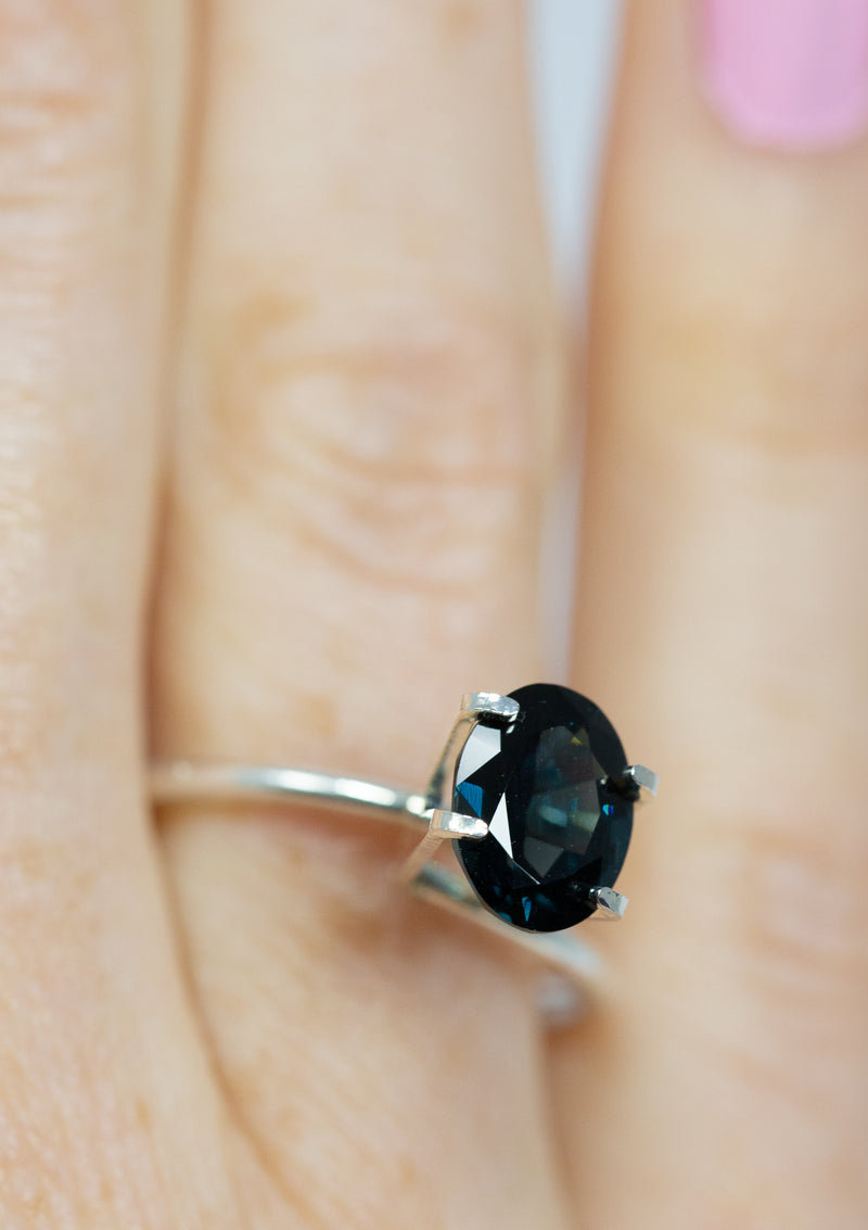 Natural, rare 2.09Ct Cobalt Teal Violet Blue Spinel | Oval Shape from Sri Lanka on ring finger