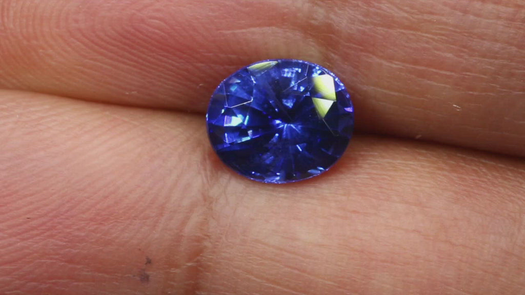 Video of 2.15Ct Cornflower Blue Sapphire from Sri Lanka